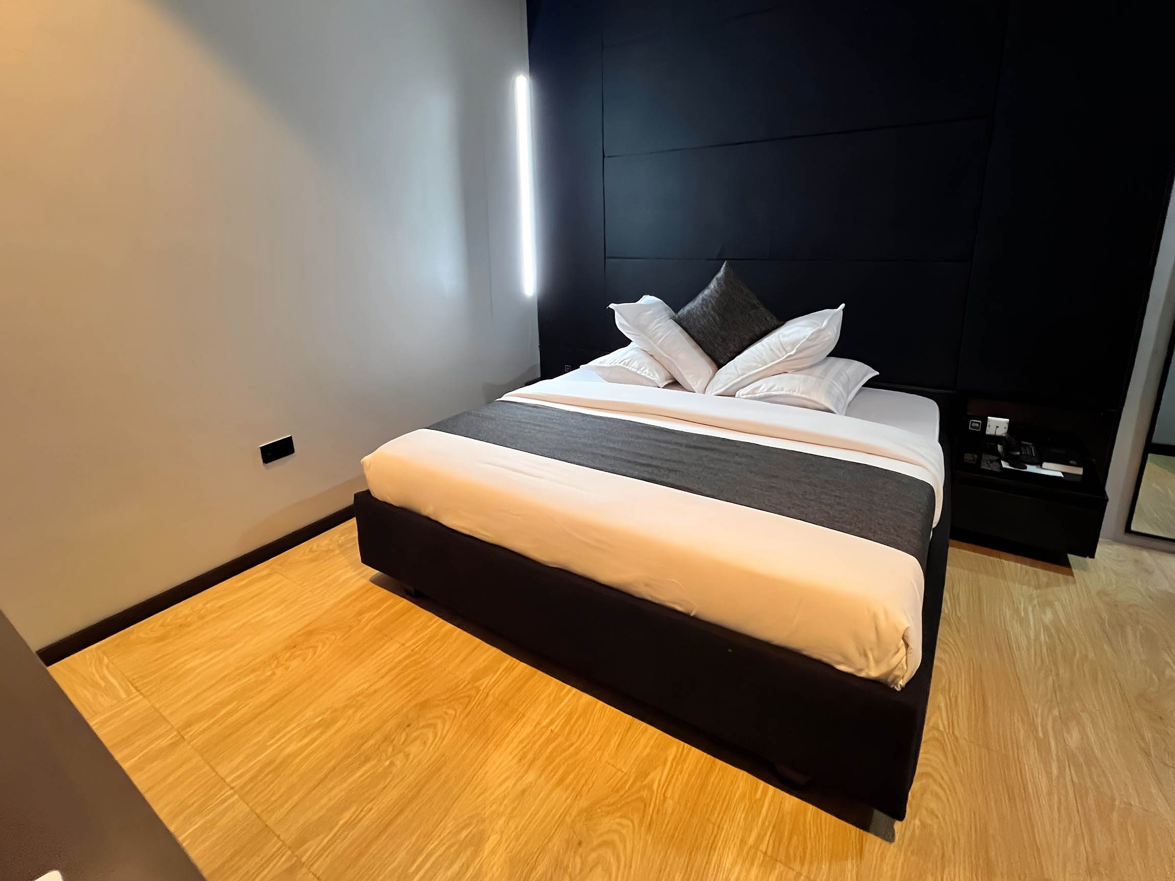 Business Class Suite image